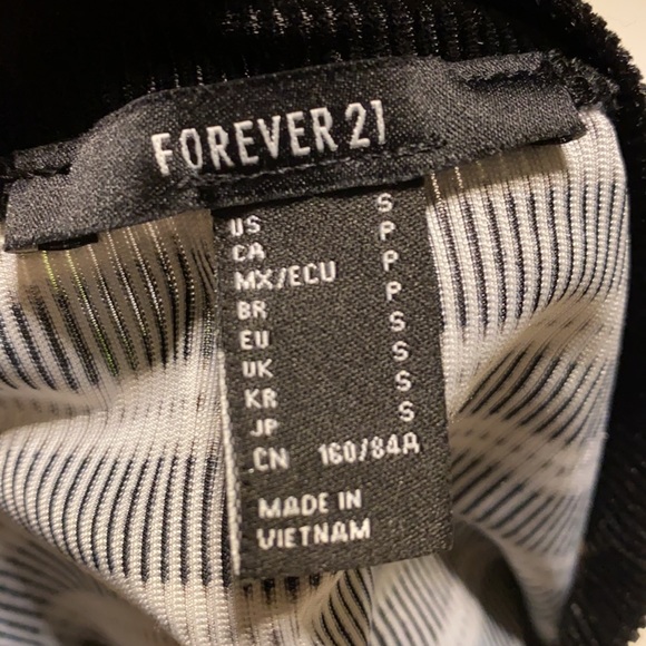 Forever 21 velvet striped crop top - Picture 3 of 3